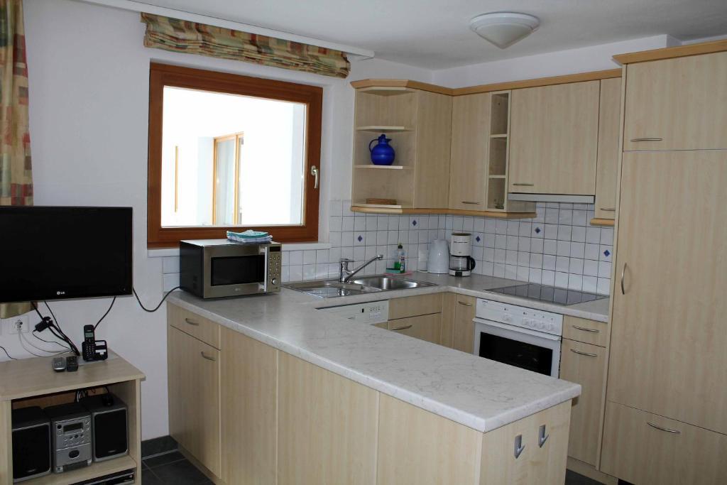 Chasa Vaidum Apartment Samnaun Bilik gambar
