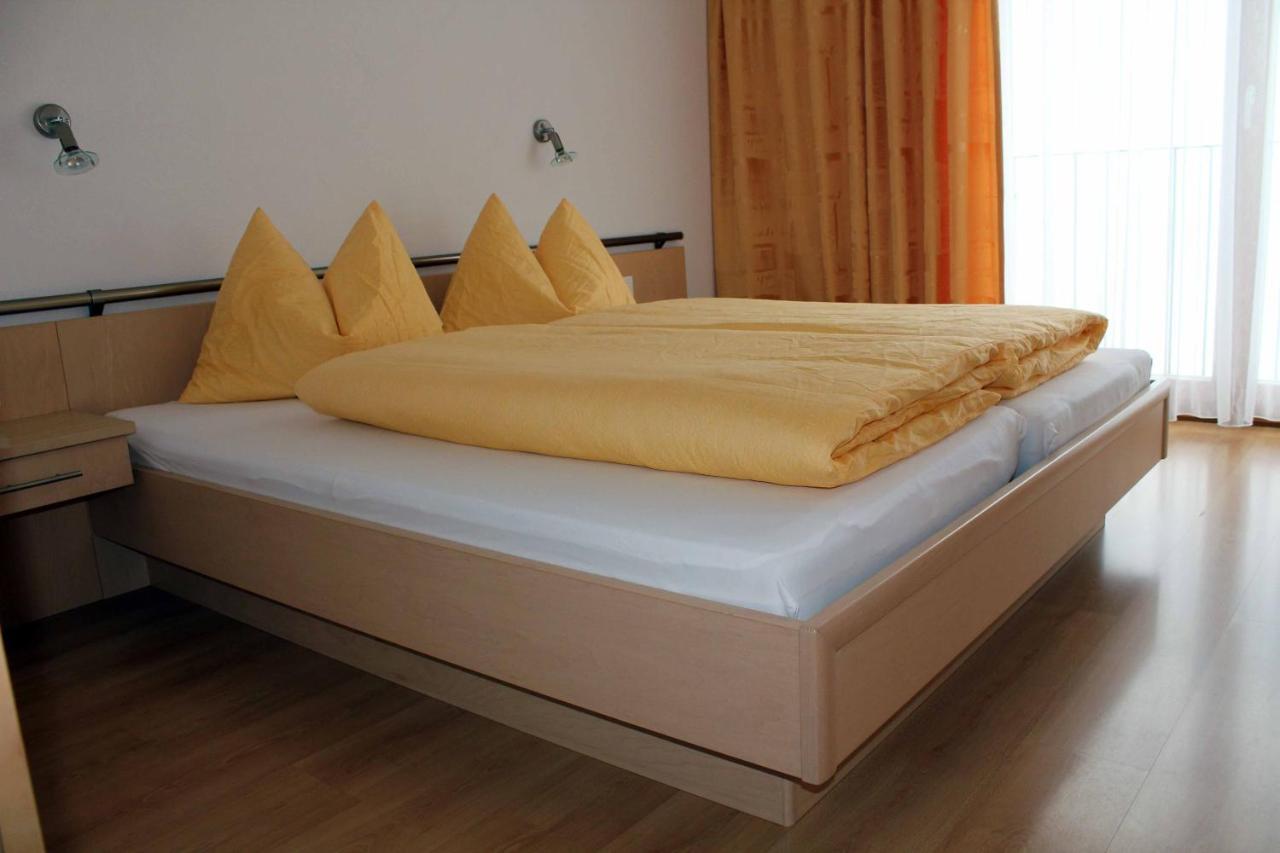 Chasa Vaidum Apartment Samnaun Bilik gambar